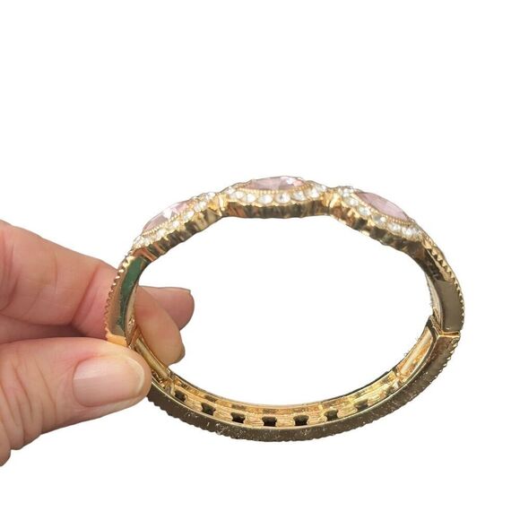 Signed Monet Size 7.25 Tennis Bracelet Pink Clear Stretch Rhinestones Gold Plate - Picture 3 of 13